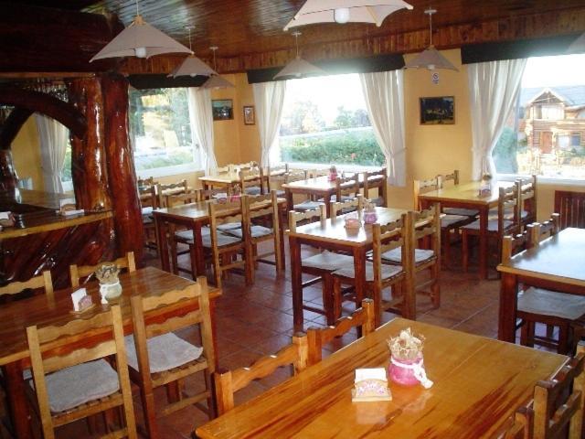 Hosteria Nuevo Pinar San Carlos de Bariloche Exterior photo