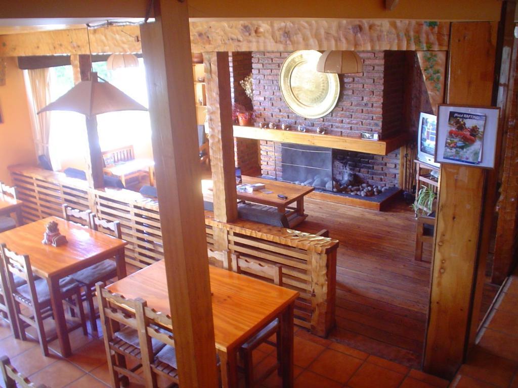 Hosteria Nuevo Pinar San Carlos de Bariloche Exterior photo